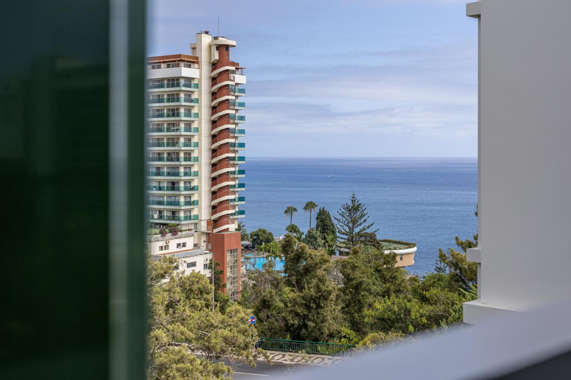 Vista Savoy By Rmz Apartment Funchal  Bagian luar foto