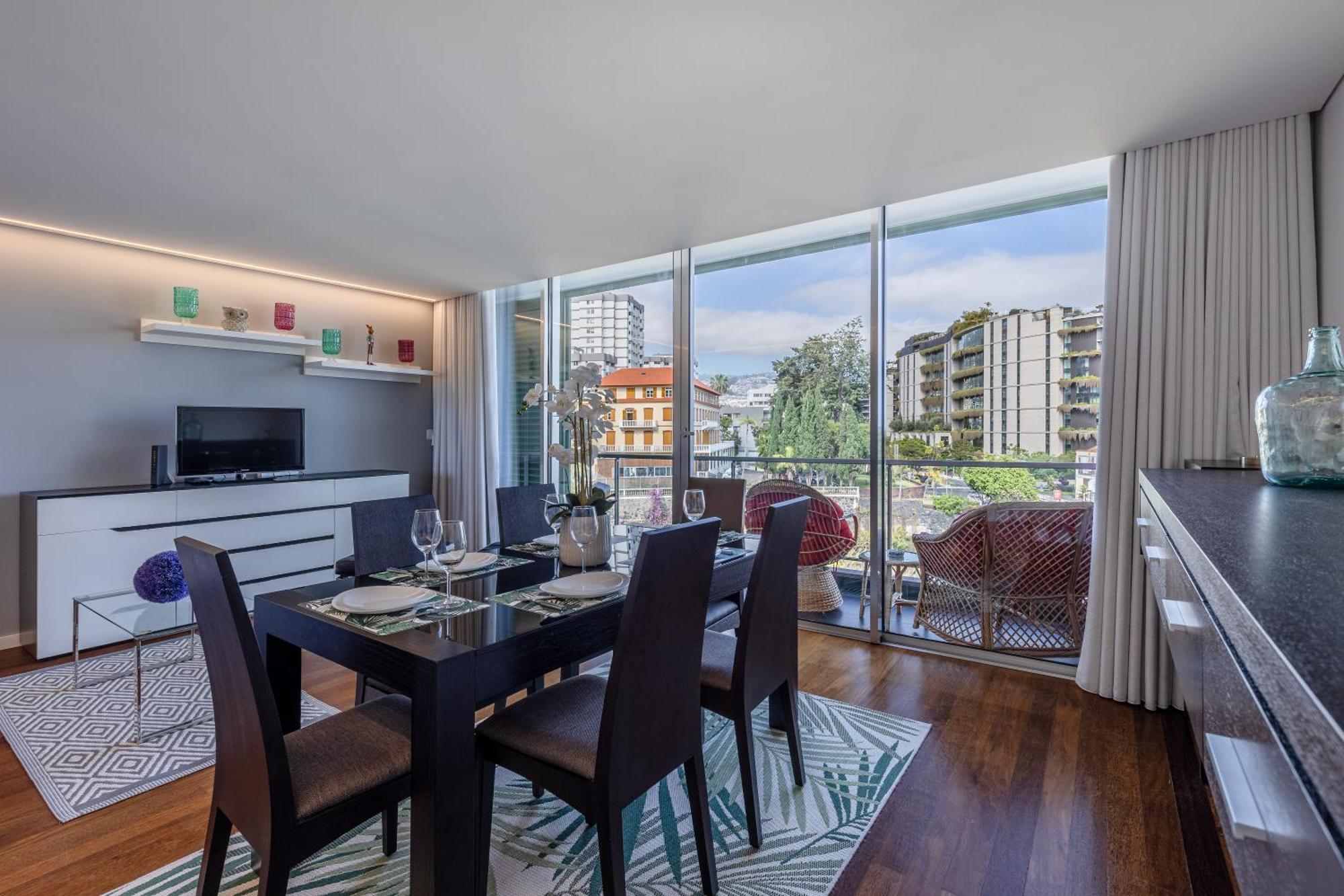 Vista Savoy By Rmz Apartment Funchal  Bagian luar foto